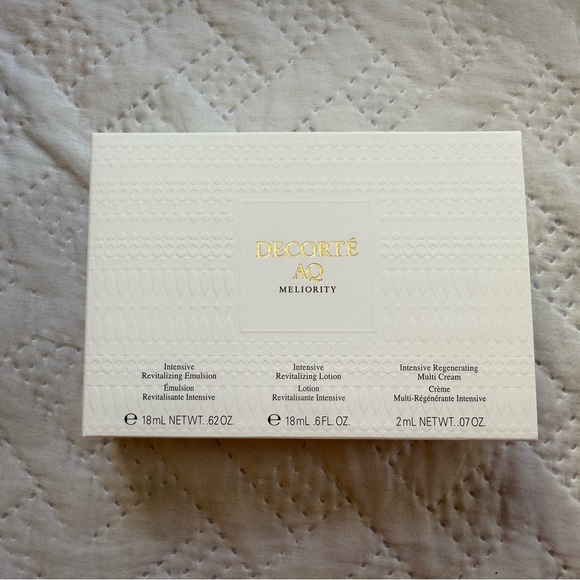 DECORTE AQ MELIORITY 3 pc Travel Set Intensive Emulsion-Lotion -Multi Cream NEW - Picture 1 of 5